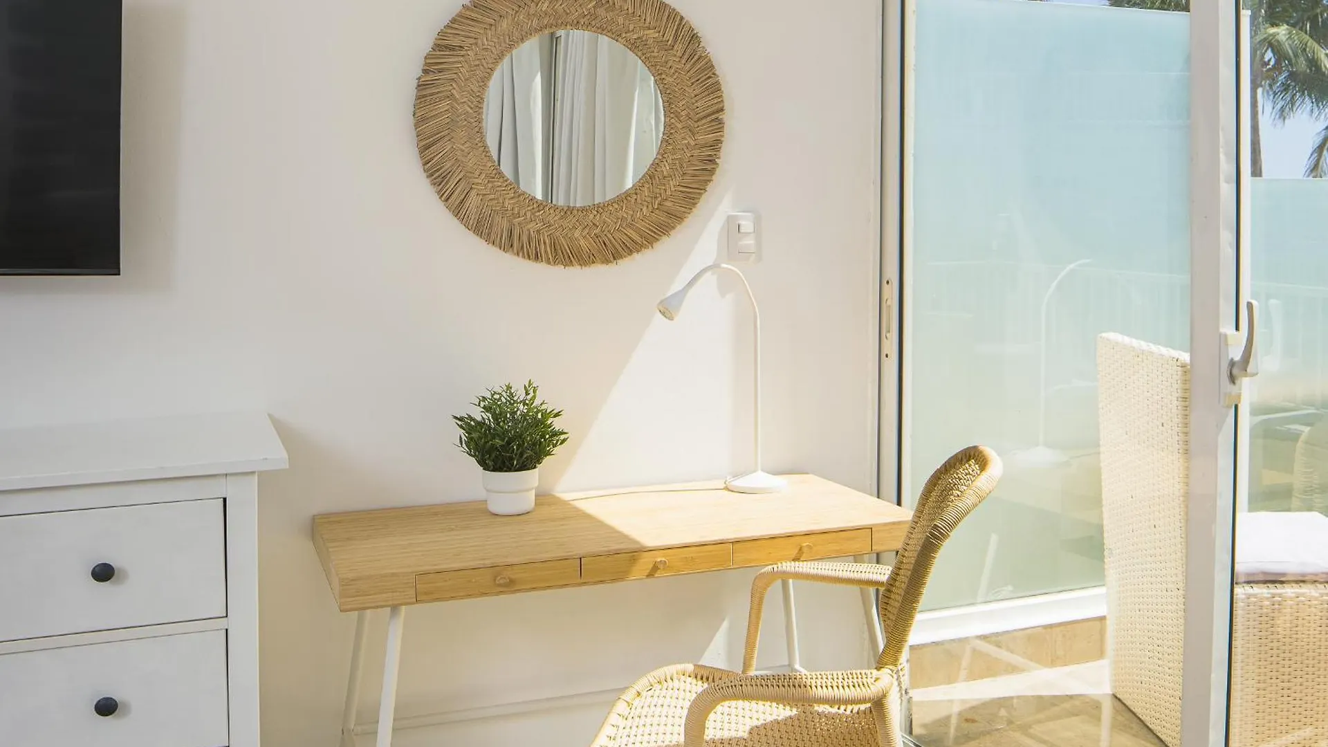 Kite Beach Hotel Oceanfront Apartments Καμπαρέτε